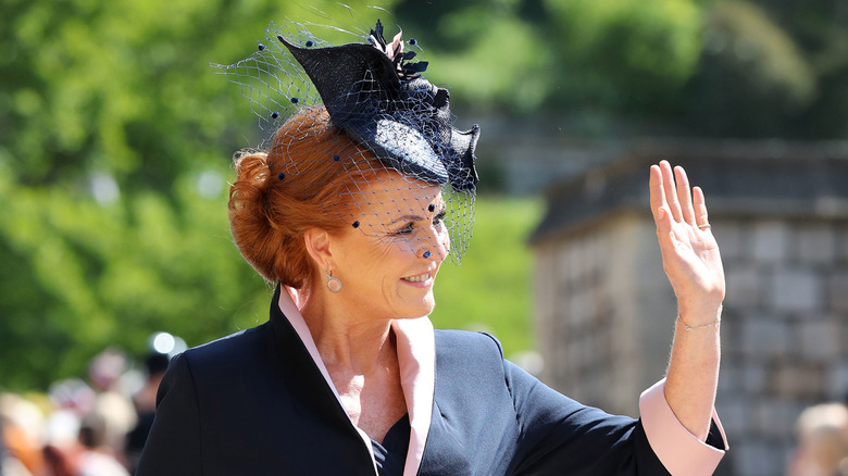 Sarah Ferguson waving