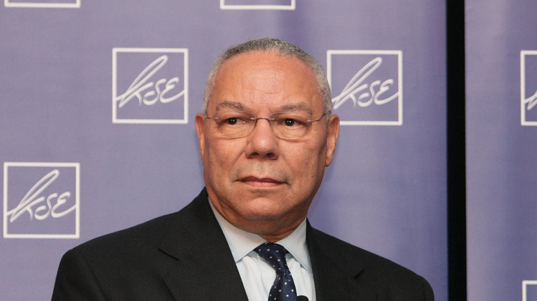 Colin Powell posing 