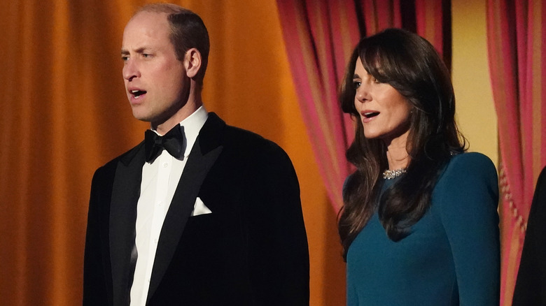 Prince William & Princess Catherine singing in opera box