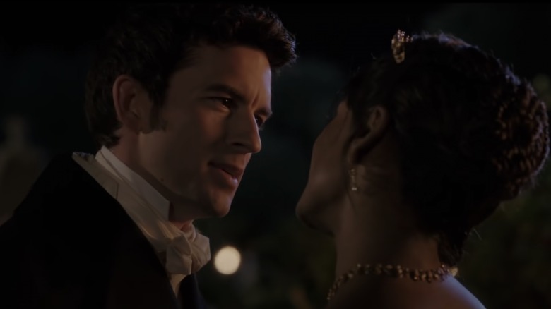 Jonathan Bailey and Ashley Simone in "Bridgerton"