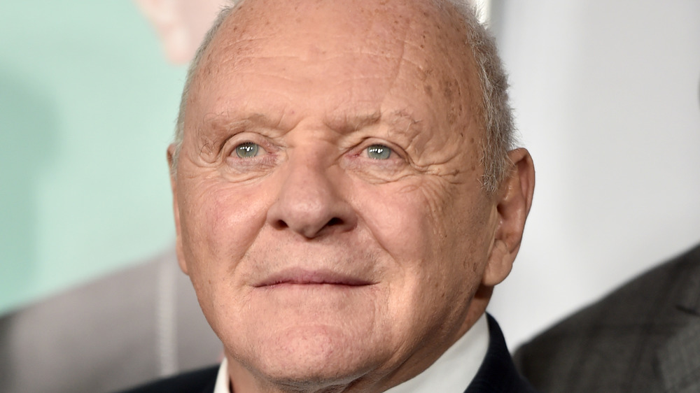 Anthony Hopkins poses at an event