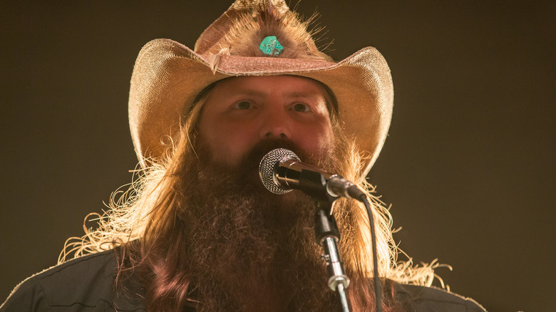 Chris Stapleton singing