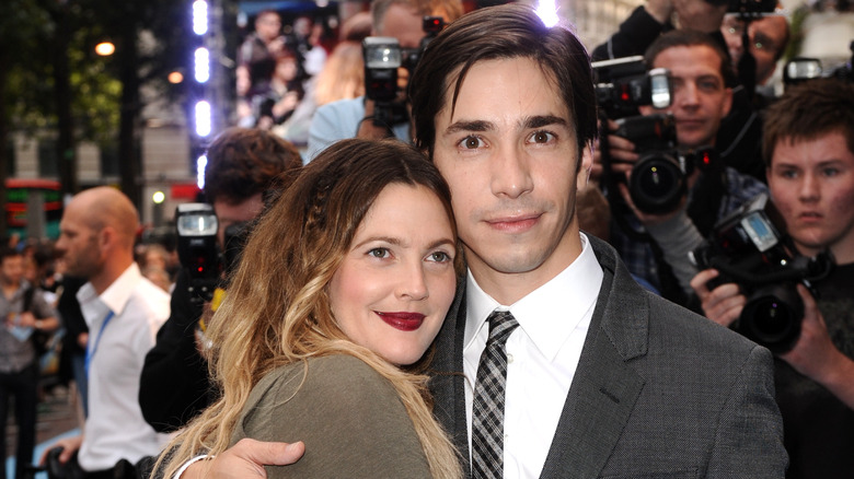 Justin Long and Drew Barrymore