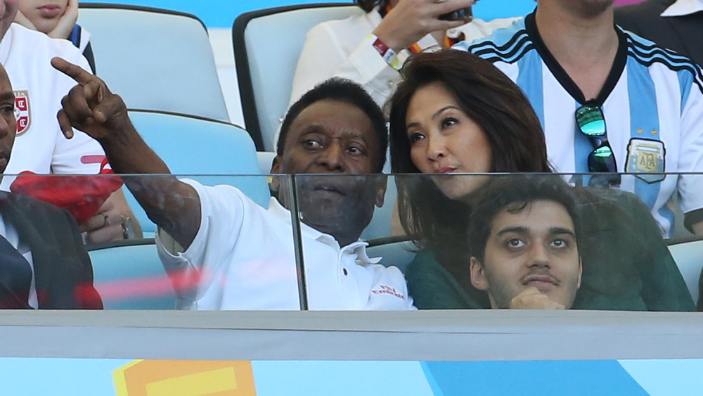 Pele and Marcia Aoki talking