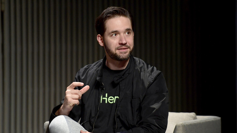 Alexis Ohanian on stage at WIRED25