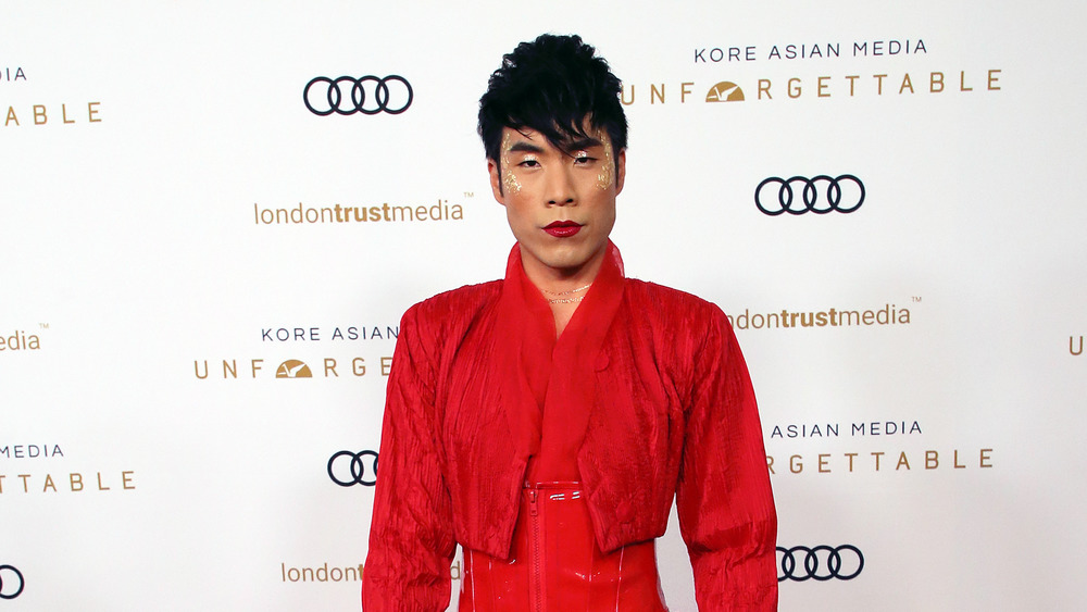 Eugene Lee Yang on the red carpet