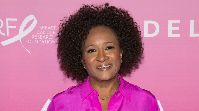 Wanda Sykes wearing pink