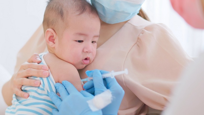 Baby gets a vaccine