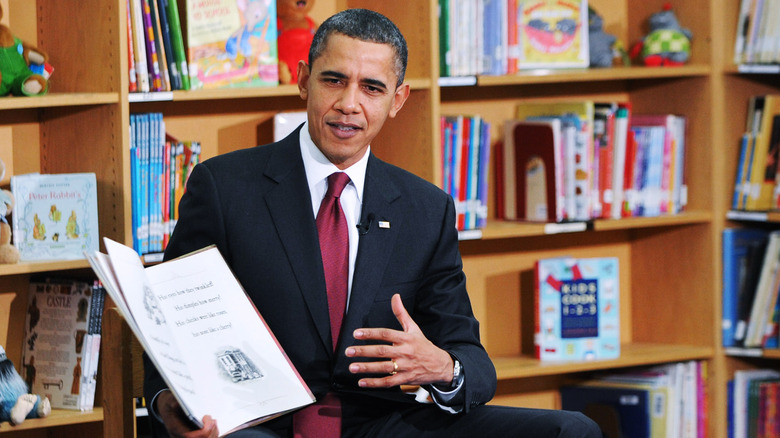 Barack Obama reading to children