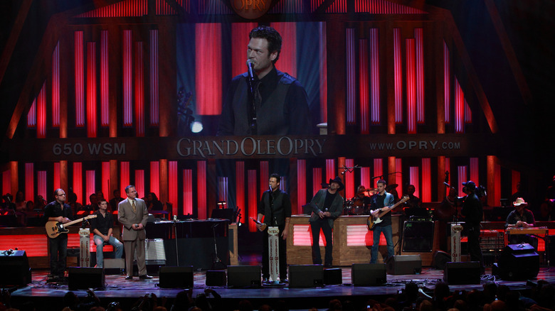 Blake Shelton inducted into Grand Ole Opry