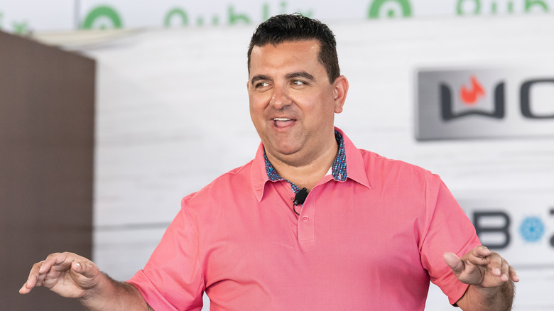 Buddy Valastro wearing a pink shirt