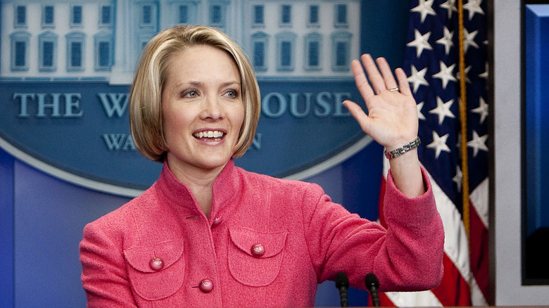 Dana Perino waving during final briefing 