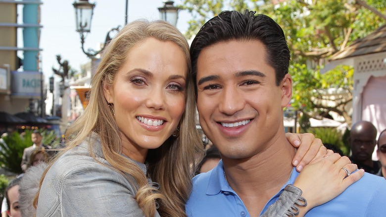 Elizabeth Berkley and Mario Lopez