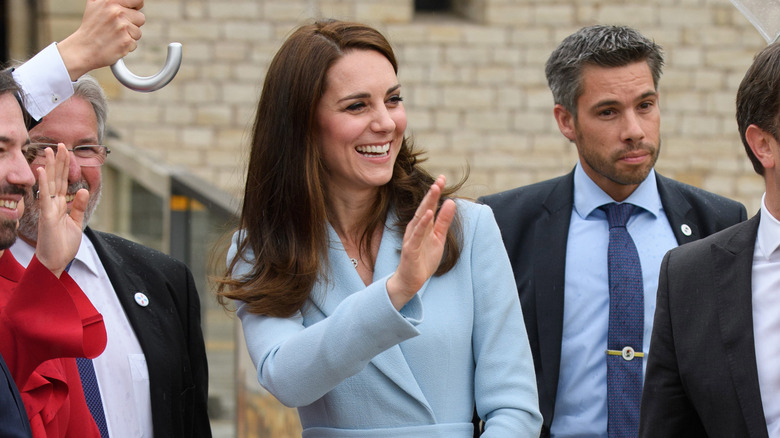 Kate Middleton waving