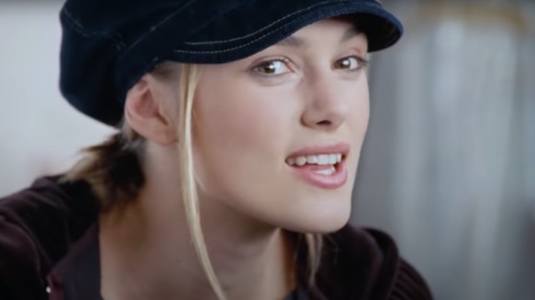 Keira Knightley with hat in Love Actually