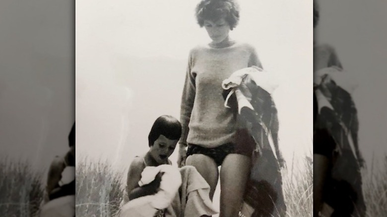 Young Maria Shriver with her mom