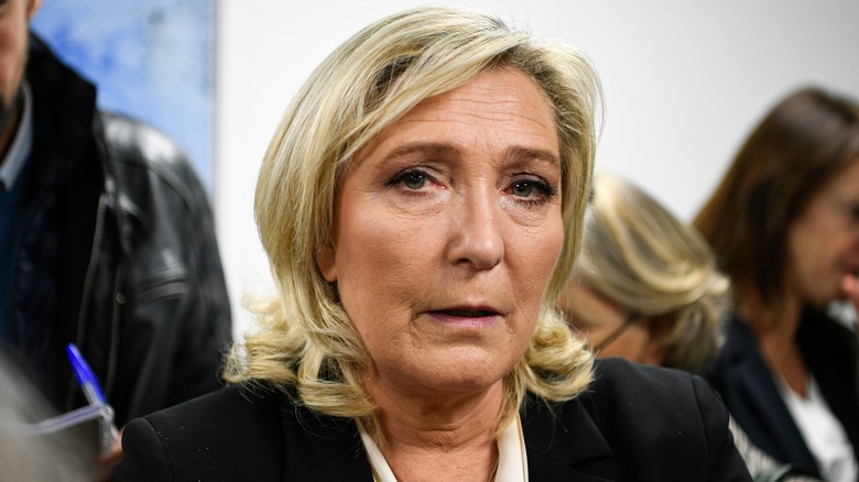 Marine Le Pen posing for photo