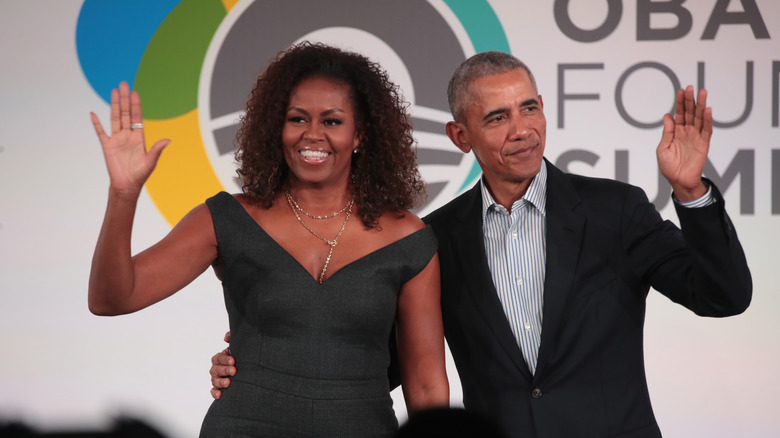 Michelle and Barack on stage 