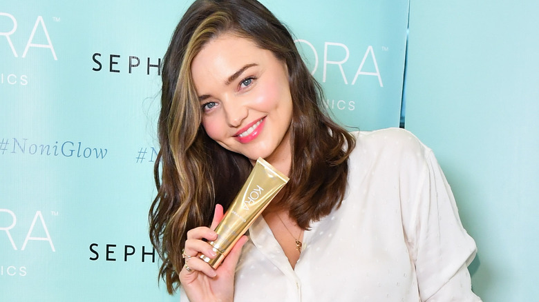 Miranda Kerr promoting Kora Organics