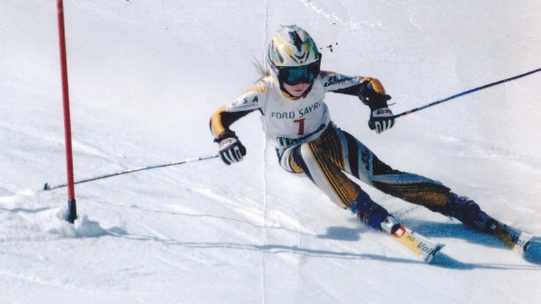 Mikaela Shiffrin skiing 