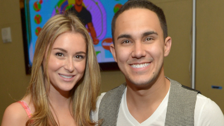 Alexa PenaVega and Carlos PenaVega smiling