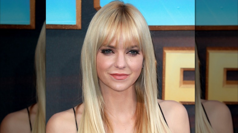 Anna Faris posing at a screening of Guardians of the Galaxy