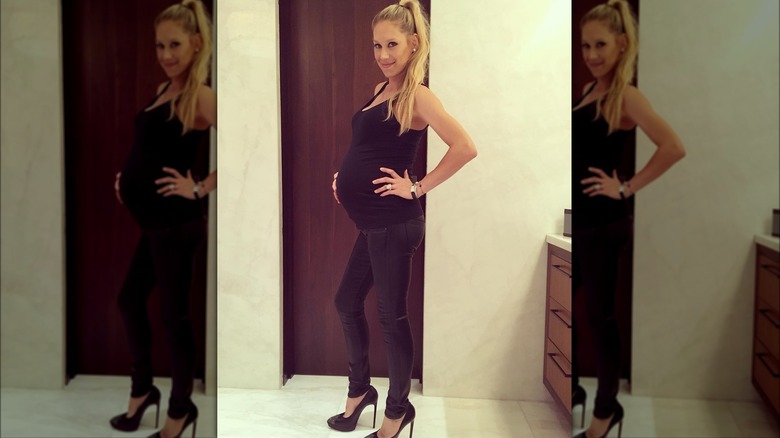 Anna Kournikova pregnant