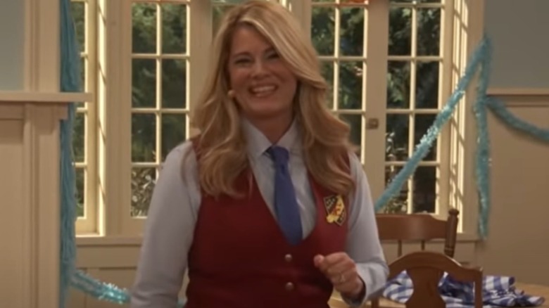 Lisa Whelchel smiling