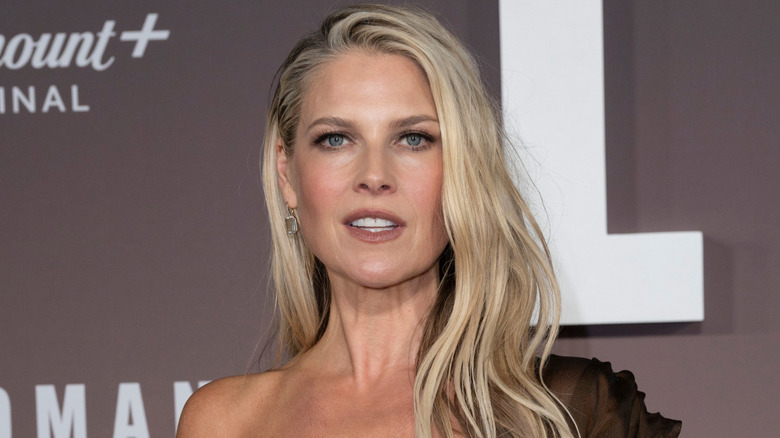 Ali Larter attends premiere for Landman at the Paramount Theatre in Los Angeles (2024)