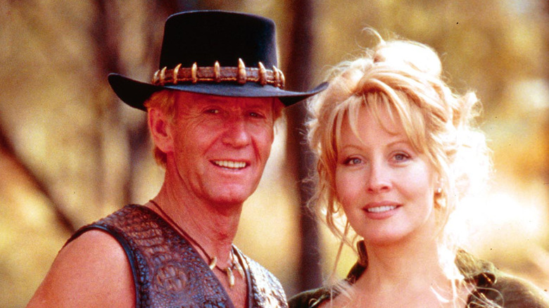 Crocodile Dundee promo pic with Paul Hogan and Linda Kozlowski