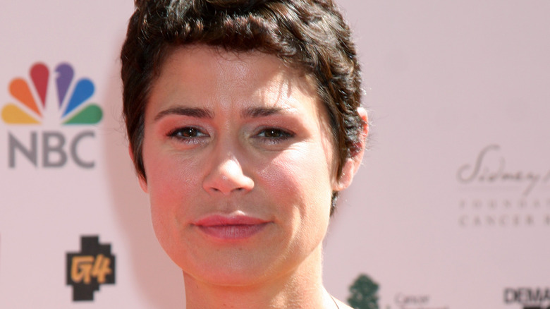 Maura Tierney with short hair