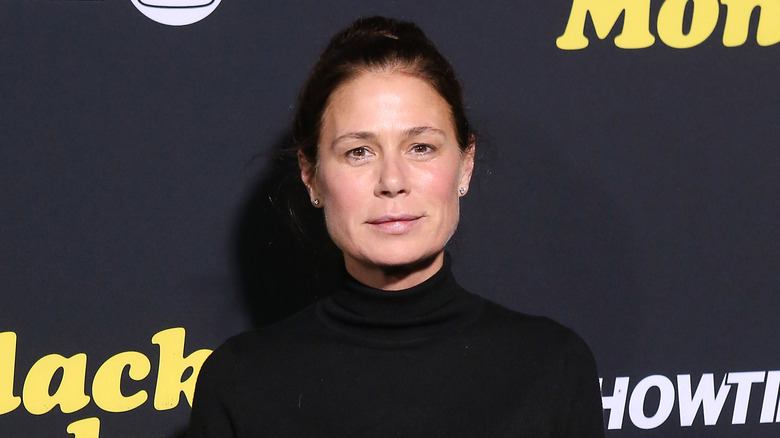 Maura Tierney posing