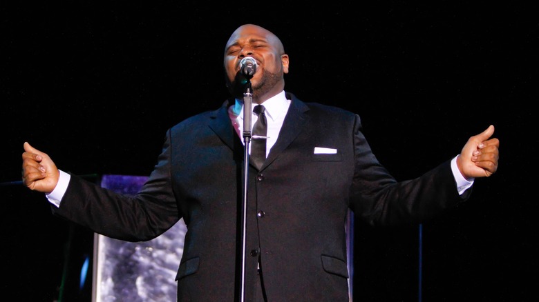 Ruben Studdard performing 2010