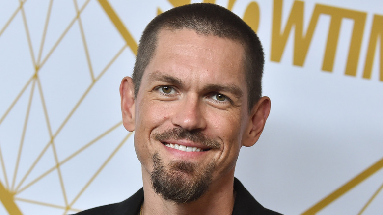 Steve Howey