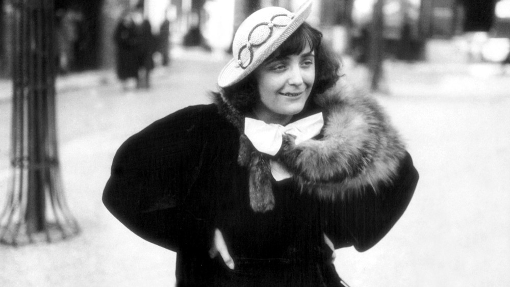 A young Edith Piaf