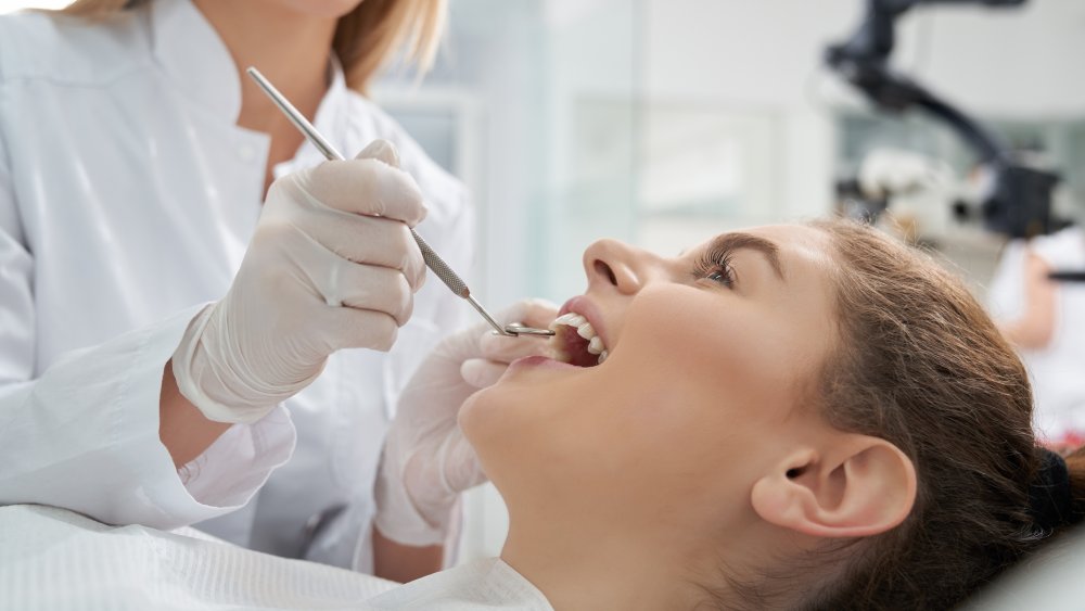 woman at dentist