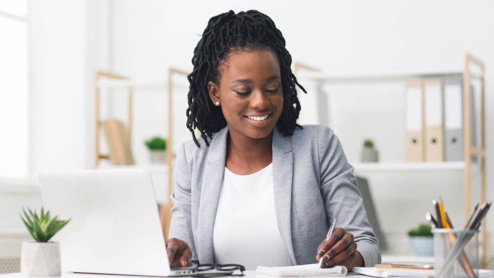 A business woman working at her desk