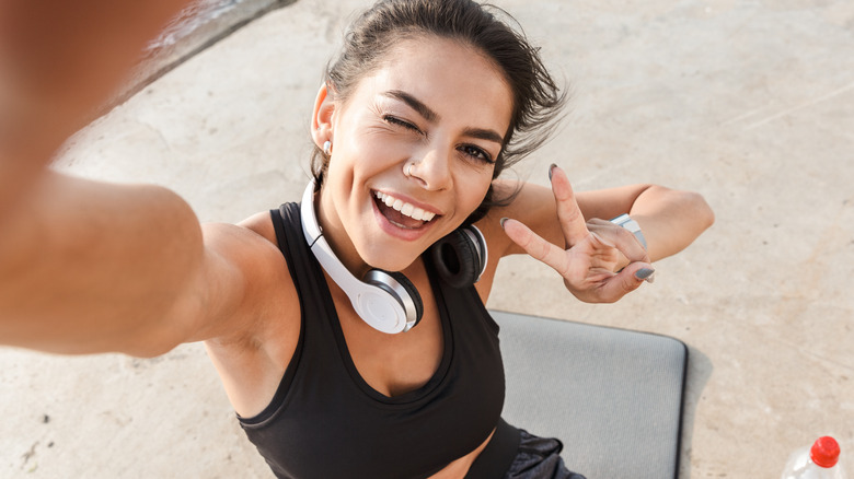 When You Wear A Sports Bra Every Day, This Is What Happens To Your Body