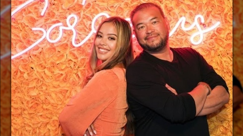 Jon and Hannah Gosselin orange bakground