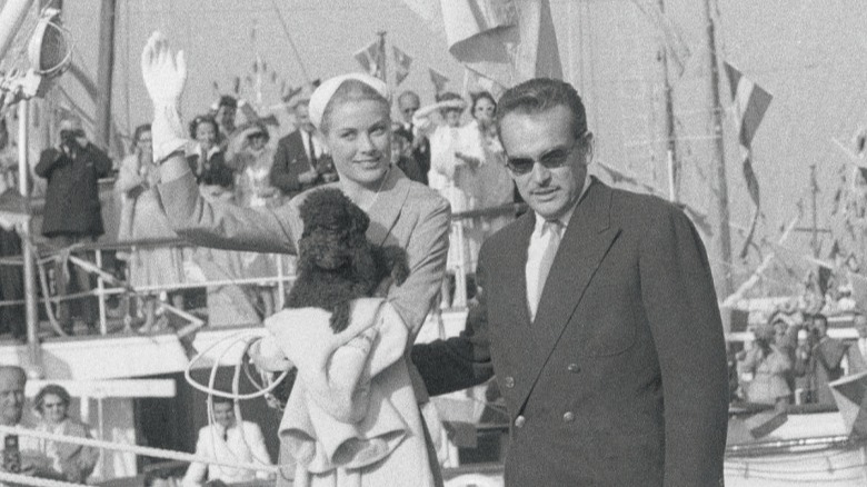 Grace Kelly with Prince Rainier and dog