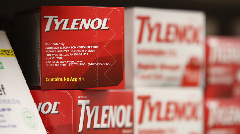 Tylenol boxes on store shelf