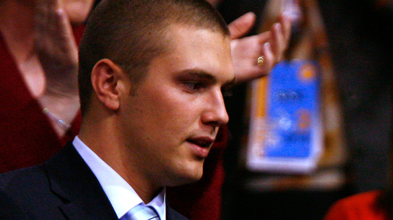 Track Palin in crowd