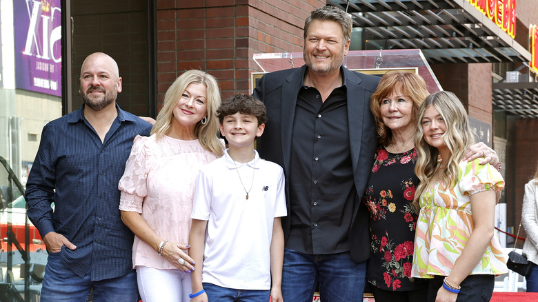 Blake Shelton and Endy Shelton Intrieri with family at Walk of Fame ceremony