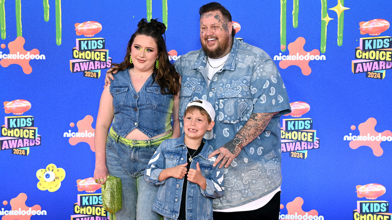 Jelly Roll with his kids at Kids Choice Awards