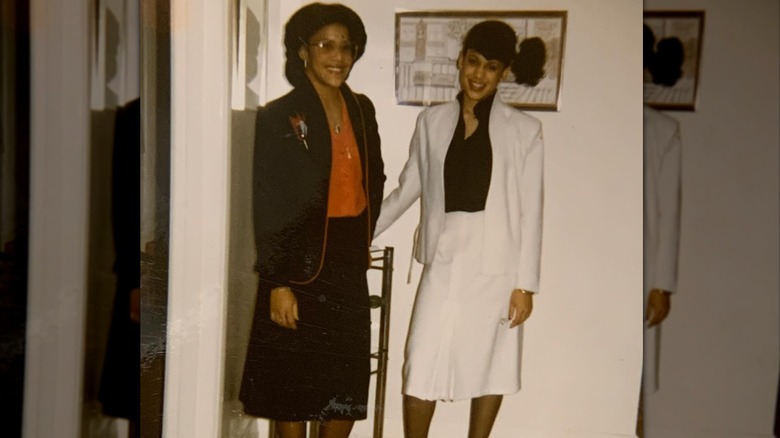 young Wanda Kagan and Kamala Harris standing together