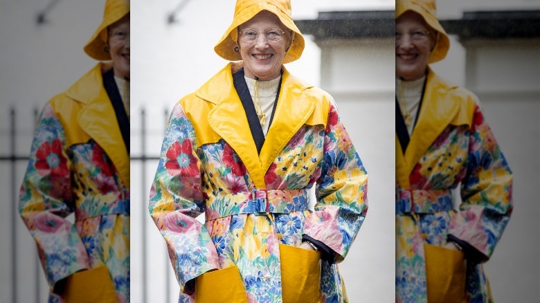 Queen Margrethe in raincoat