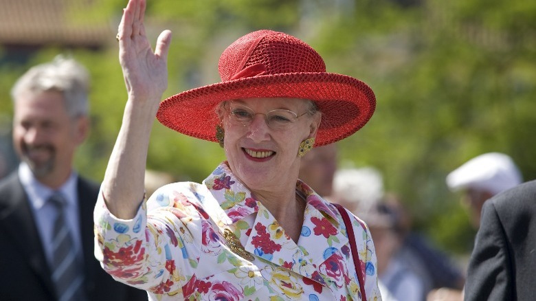 Queen Margrethe waving