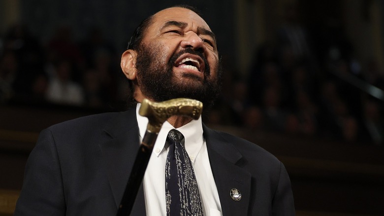 Al Green interrupts Donald Trump's address to Congress in Washington, DC (2025)