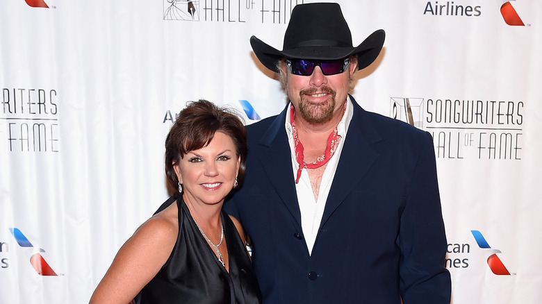 Tricia Lucus and Toby Keith smiling