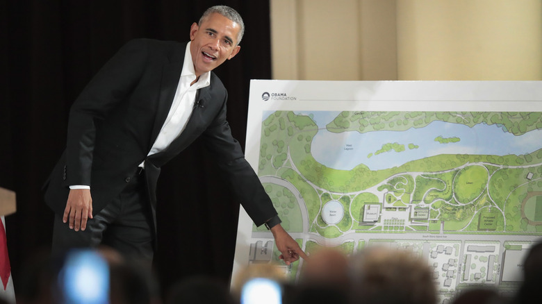 Barack Obama pointing at the map for the Obama Presidential Center